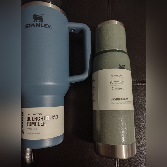 Stanley tumbler+ to go bottle bundle - Picture 2 of 8
